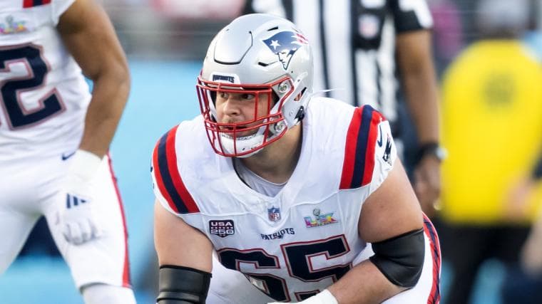 Patriots Trade Starting Center To Bears