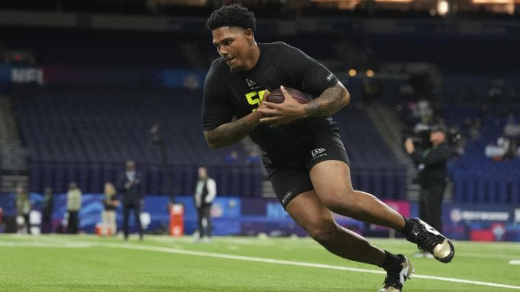 Patriots Projected To Add 21.5-Sack Pass Rusher To Defense