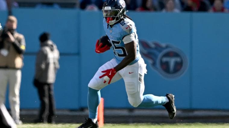 Patriots Linked To Intriguing Former Titans TE To Add Another Weapon