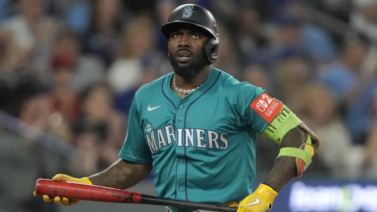 Mariners' Randy Arozarena Issues Statement Following WBC Handshake Incident