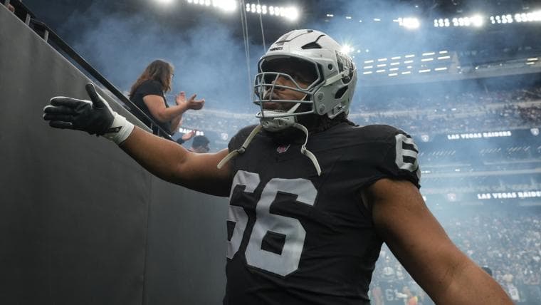 Why Pursuing This Raiders Veteran Lineman Would Be Smart Patriots Move