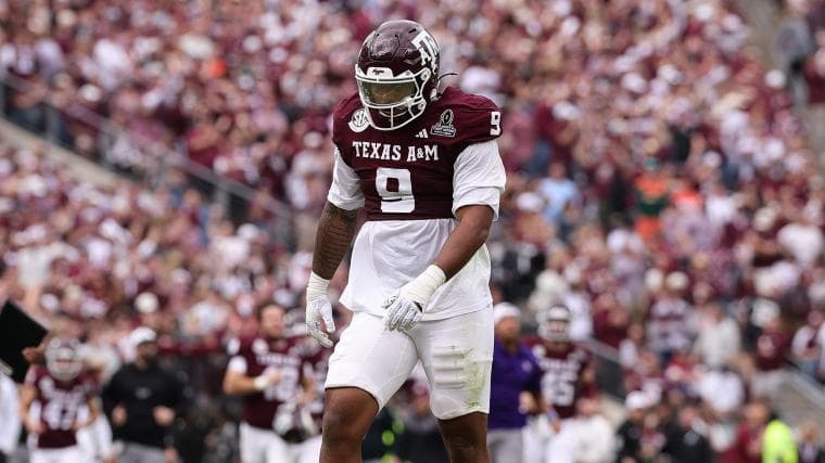 Patriots Projected 1st-Rd Draft Pick Has Jaw-Droppingly Short Arms