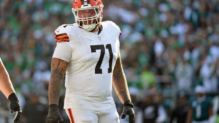 Patriots Reportedly Host Former First-Round Pick Who Could Be Possible Offensive Addition