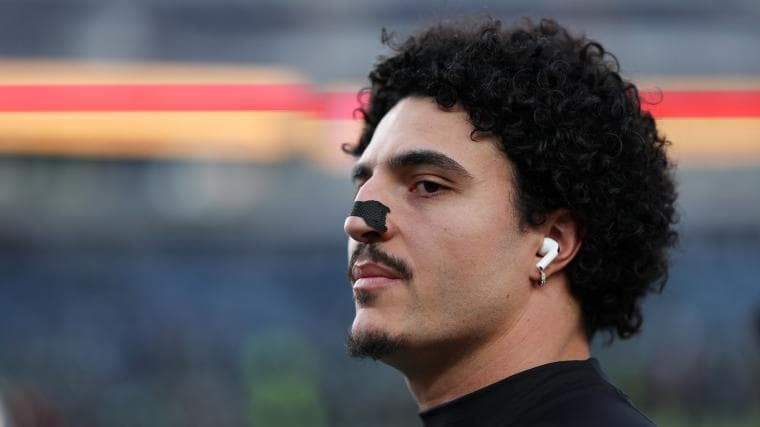 ESPN Predicts Patriots To Sign Former Dolphins First-Round Pick