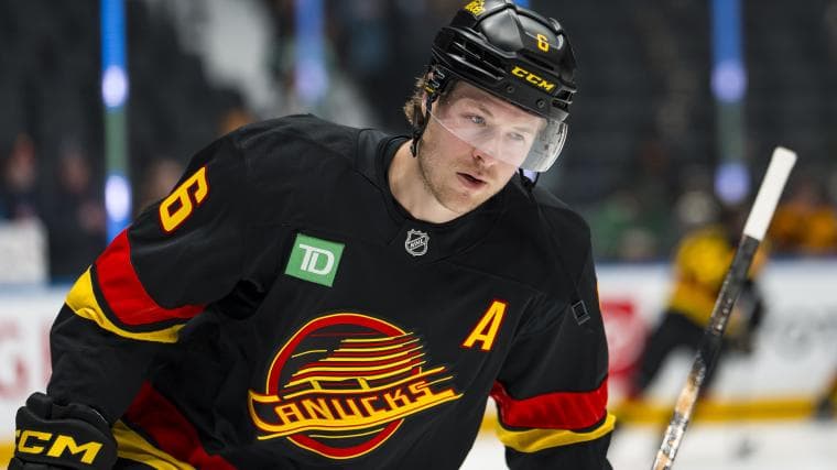 Bruins Reportedly Interested In Pair Of Canucks Forwards Ahead Of Deadline