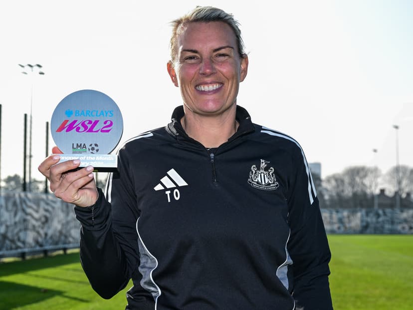 Oxtoby wins February's Barclays WSL2 Manager of the Month award