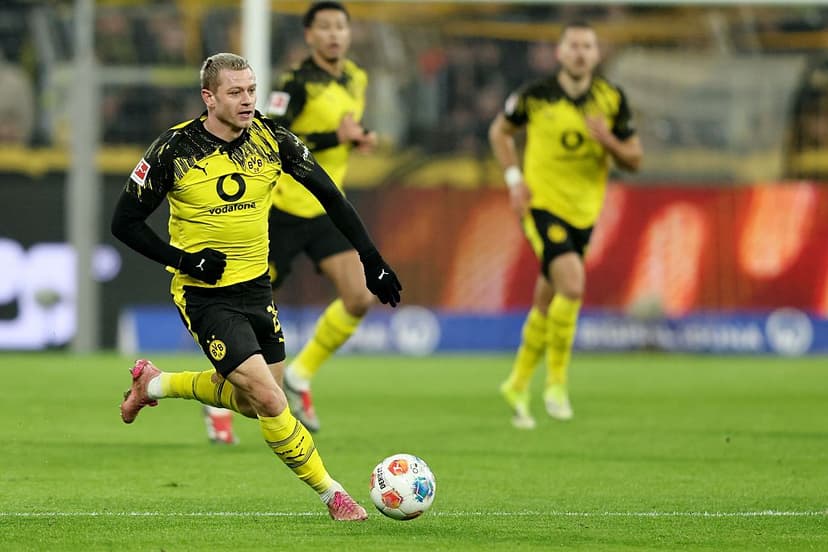 Borussia Dortmund Star Julian Ryerson Shines with Assists