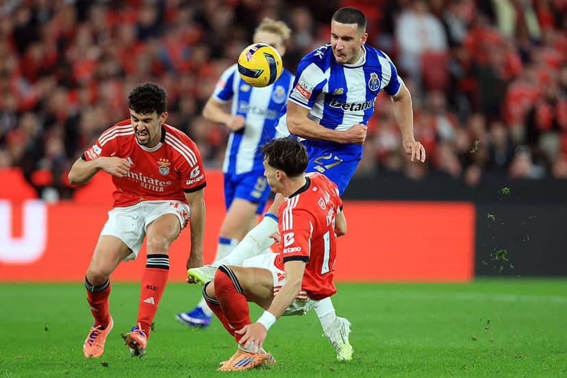 🎥 Otamendi floored and reactions: fiery derby ends all square in 🇵🇹