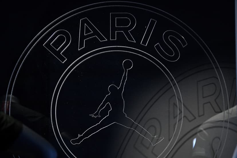 📸 This week’s kit news 👕