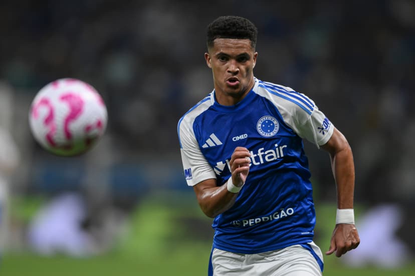 Brazilian Talent Hints at Borussia Dortmund Move