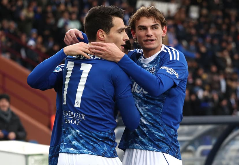 ✅ Como v Lecce line-ups: Nico Paz out, updates on Douvikas, Kuhn, Banda