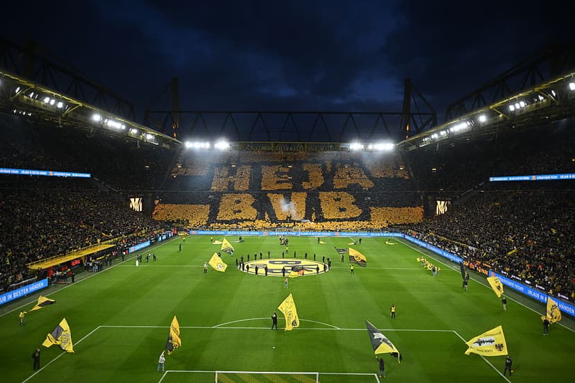 📸 Still up for the title race, BVB fans put on a stunning classic display