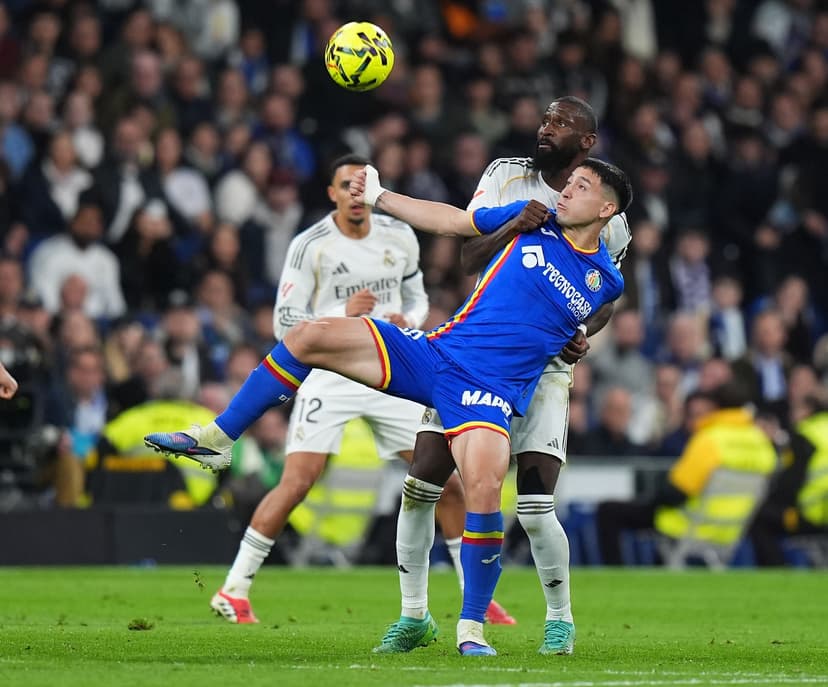 📸 Real star gets lucky: this Rüdiger challenge goes unpunished