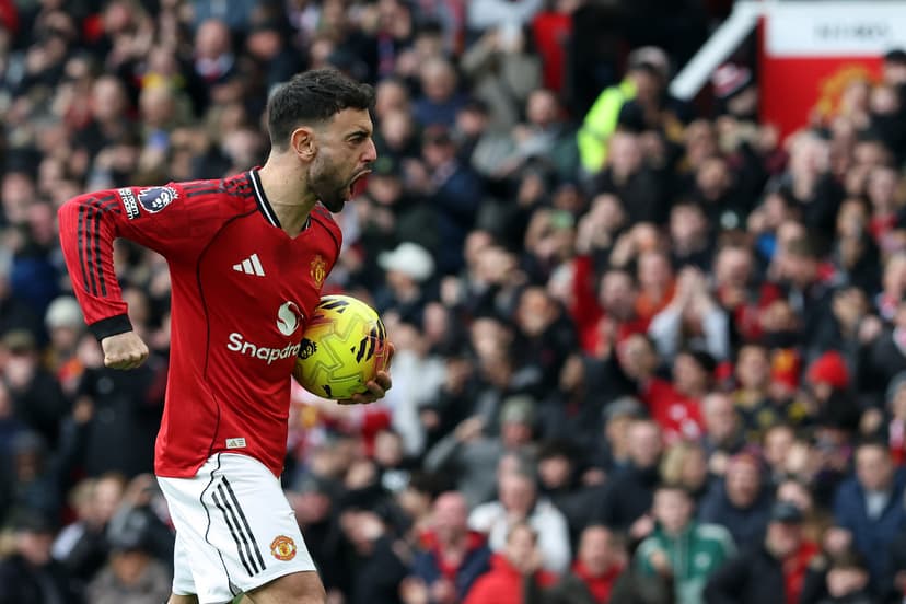 Man Utd's best? Fernandes overtakes outrageous Beckham record 🤯