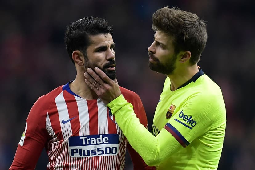 🚨 Jules Koundé forced off with an injury