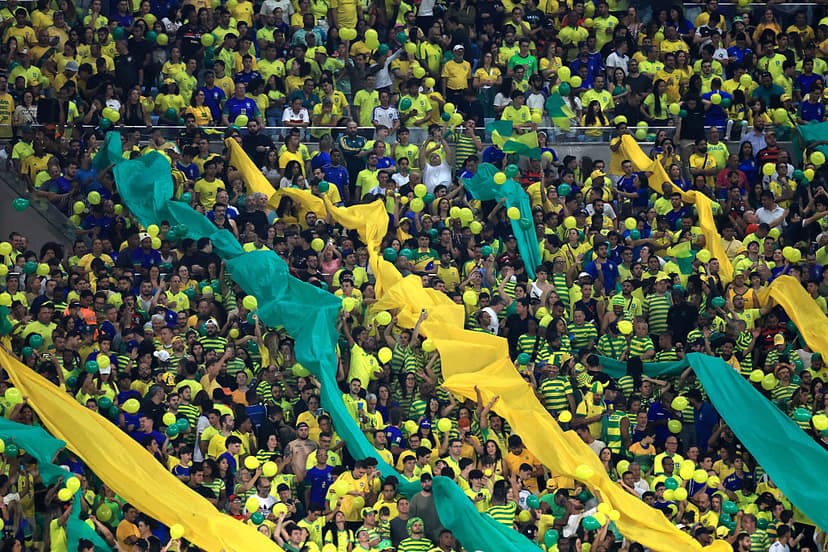📸 Basketballer on the chest: Brazil unveil new football shirt