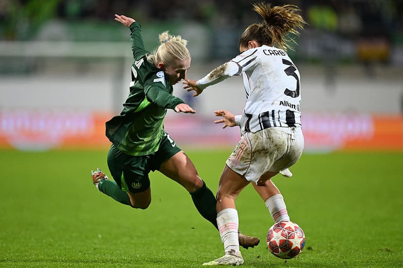 VfL Wolfsburg Women Advance to UWCL Quarter-finals