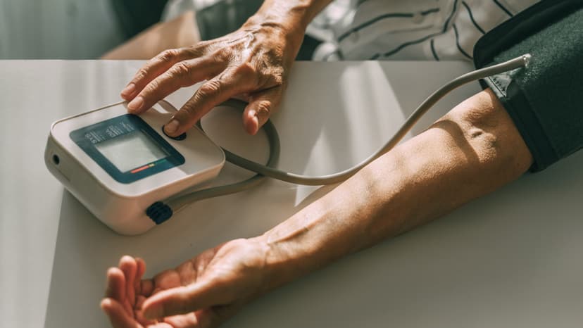 Blocked Arteries: Symptoms and Treatment of Atherosclerosis