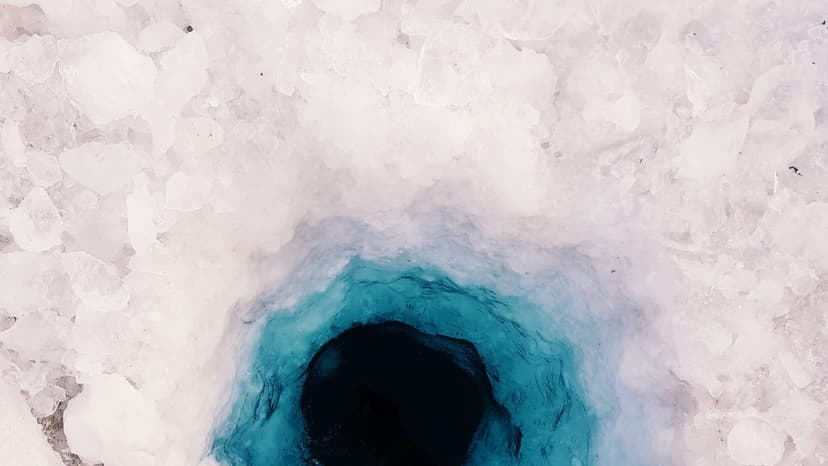 A Zone Under Antarctica Has the Weakest Gravity on Earth—and It’s Evolving, Scientists Say