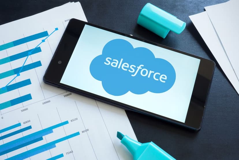 Salesforce Faces AI Challenges, Wedbush Sees Buying Opportunity