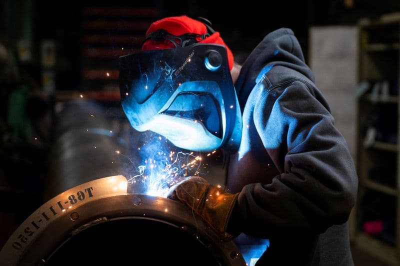 US factory output hits one-year high as manufacturing sector recovers