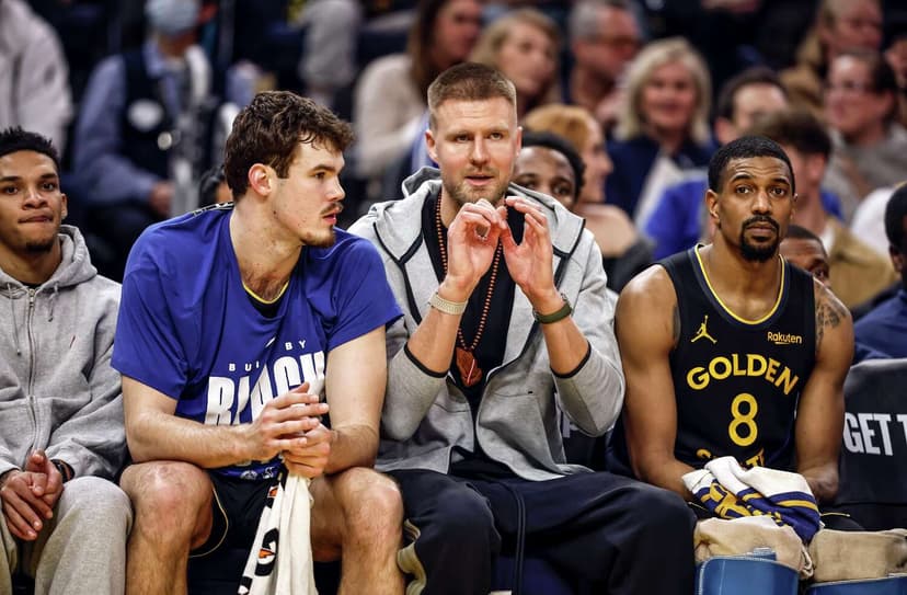 Kristaps Porzingis travels with Warriors but still sidelined with illness