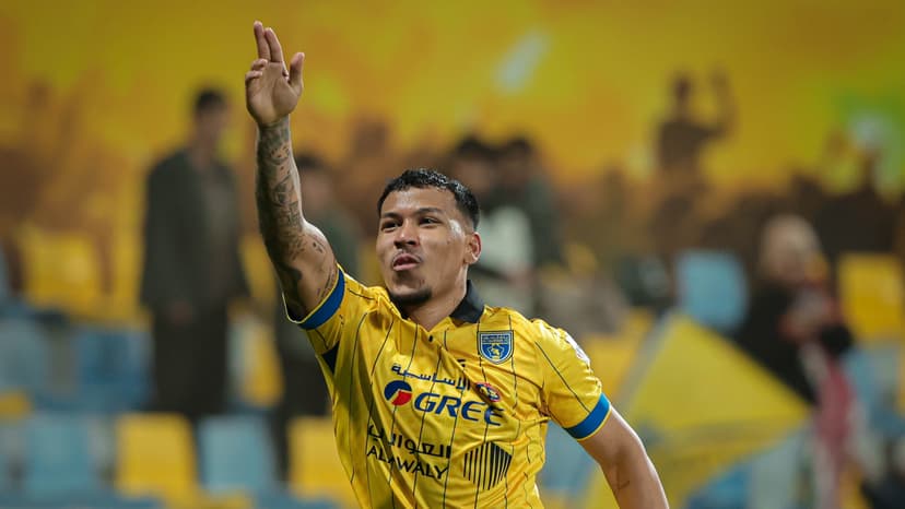 MW25 Team of the Week: Ibanez, Jason, Martinez, Retegui make grade!