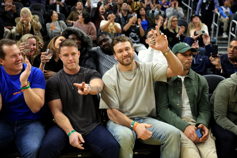 Fans Share Stories of Meeting 49ers Players