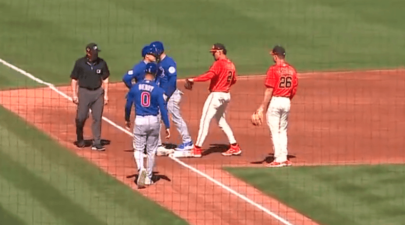 Cubs run into bizarre spring training triple play