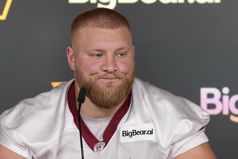 Former Commanders center Tyler Biadasz signs a 3-year contract with the Chargers