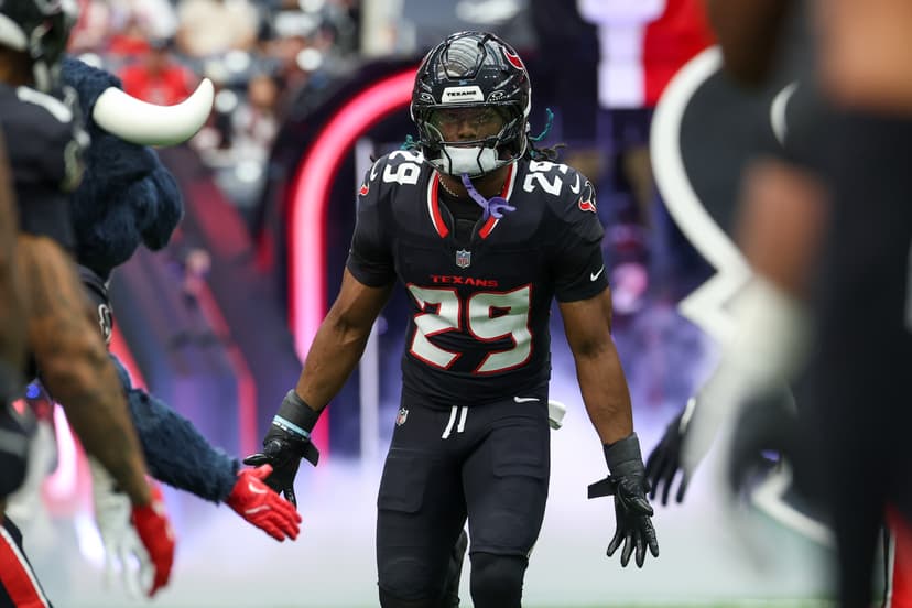 Texans Bring Back S M.J. Stewart on One-Year Deal
