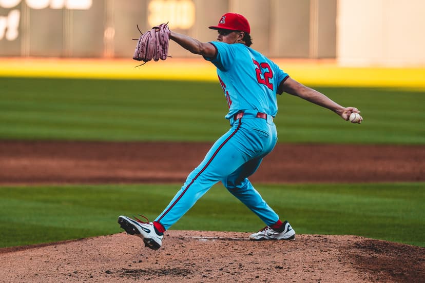 4-run inning, Smith Bailey’s pitching powers Arizona baseball past Vanderbilt