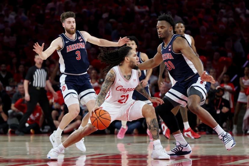 No. 4 Arizona Defeats No. 2 Houston to Lead Big 12