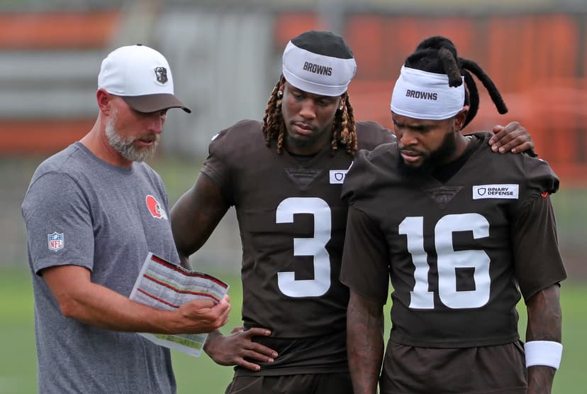 Chad O’Shea wants Chiefs receivers to be ‘dependable’ and ‘detailed’