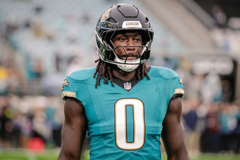 The Jacksonville Jaguars are at the crossroads of Devin and Lloyd