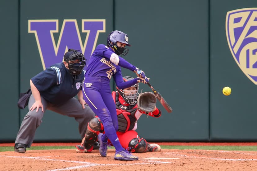 UW Softball Weekly Roundup: Nutter Coaster