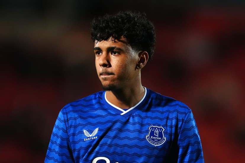 Friday’s Everton News: Turkish defender linked, Roberto Martinez speaks out