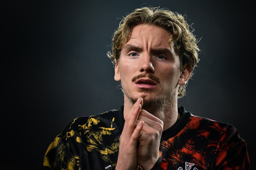 Borussia Dortmund Considers Newcastle United's Nick Woltemade