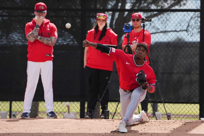 Washington Nationals Pitchers Wearing Black Elbow Bands in Spring Training
