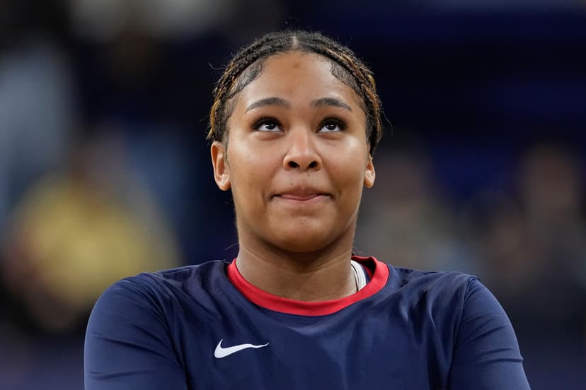 Key Questions Facing Top Women's College Basketball Contenders