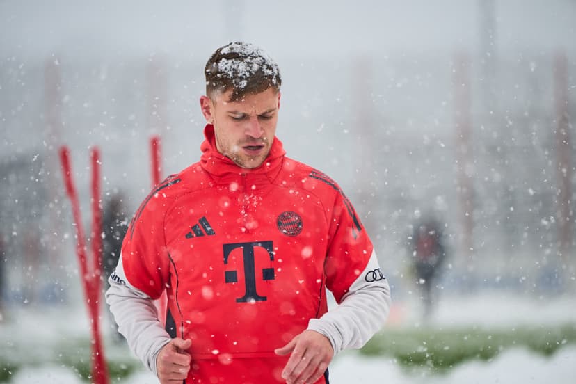 Bayern Munich Training in Snowy Conditions