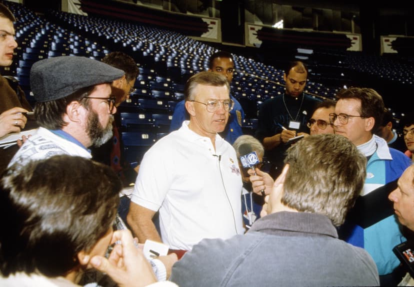 Have you ever met a Commanders player or coach in real life? Tell us about it!