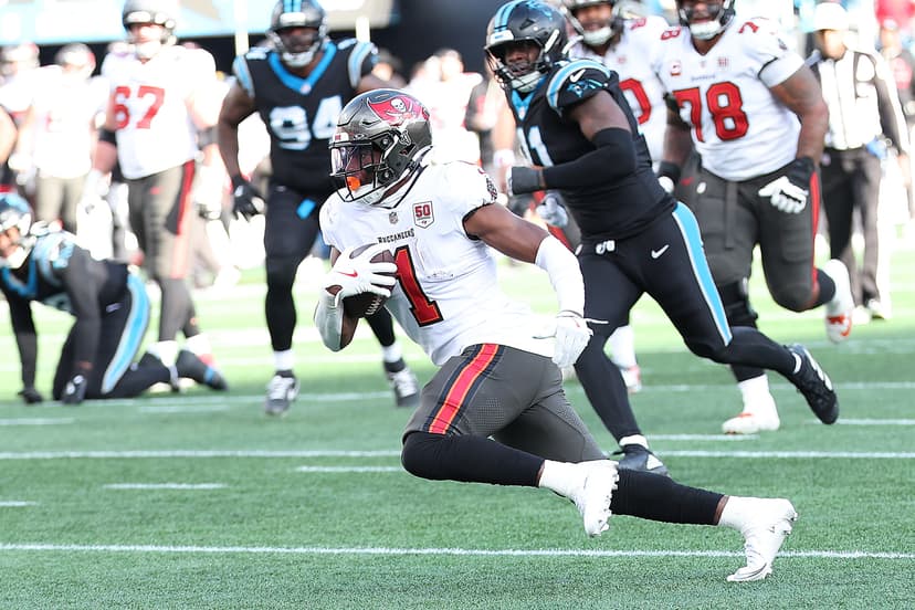 3 free agents who can help take the workload off 49ers RB Christian McCaffrey