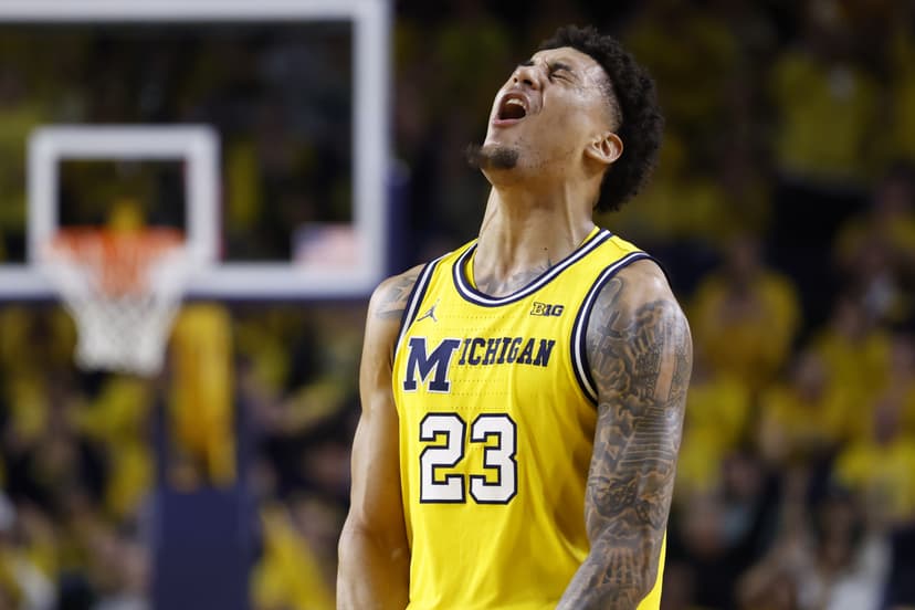 AP Poll: Michigan Basketball stays in top-3 heading into postseason