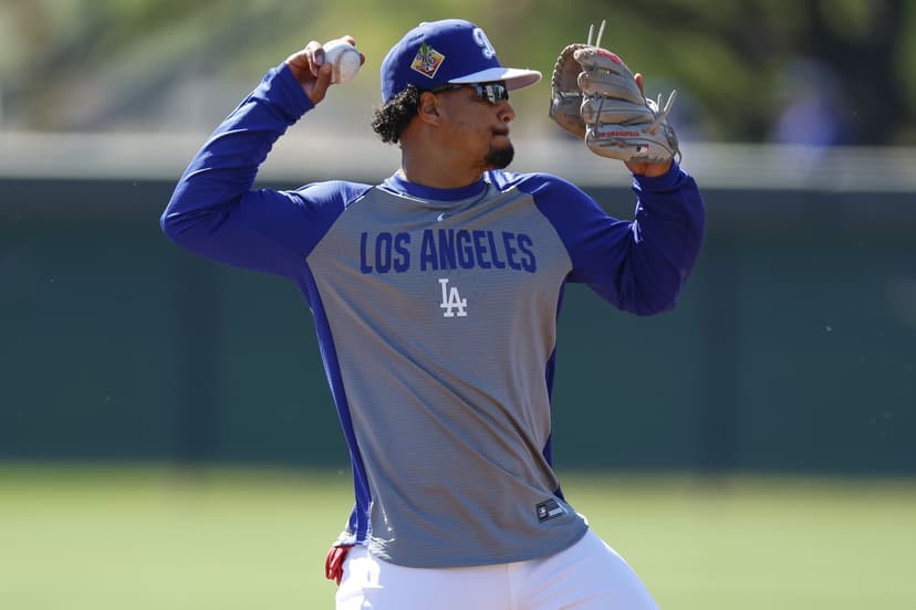 Santiago Espinal, Alex Freeland & the battle for roster spots