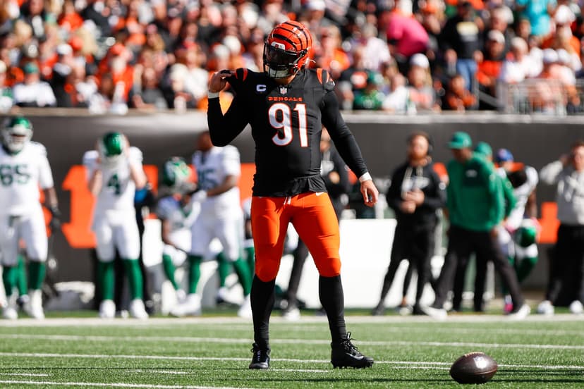 Bengals Consider Franchise Tag for Trey Hendrickson