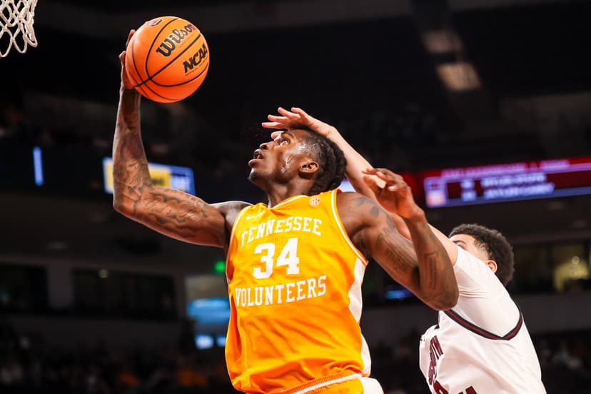 Bracketology: Tennessee holding firm as Selection Sunday approaches
