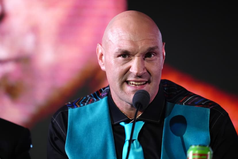 Tyson Fury Declares He's in His Prime Ahead of Arslanbek Makhmudov Fight
