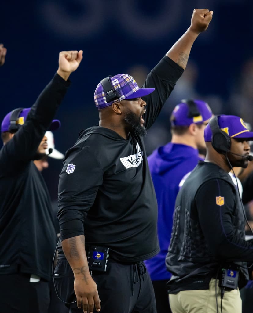 Marcus Dixon is ideal DL coach hire for Christian Parker’s defense