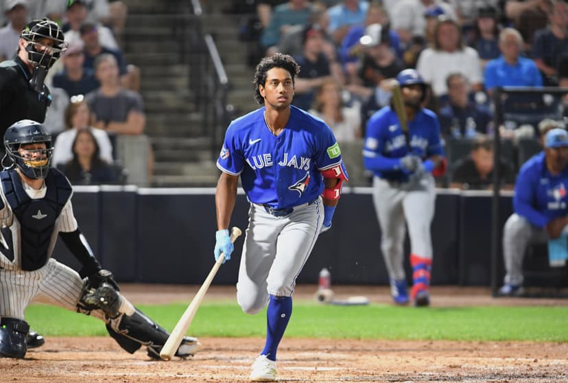 Giancarlo Stanton homers twice as Yankees dispatch Blue Jays